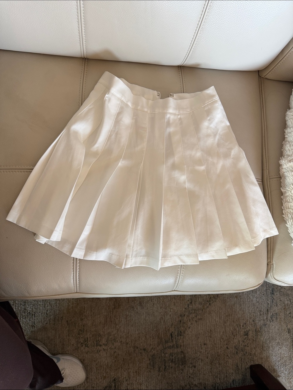 Classic Pleated White Women's Skirt